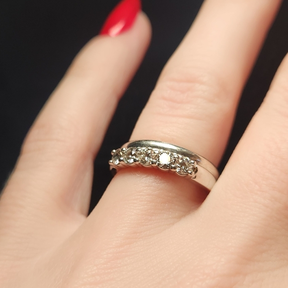 Wedding / Anniversary Ring Set - Picture 15 of 16